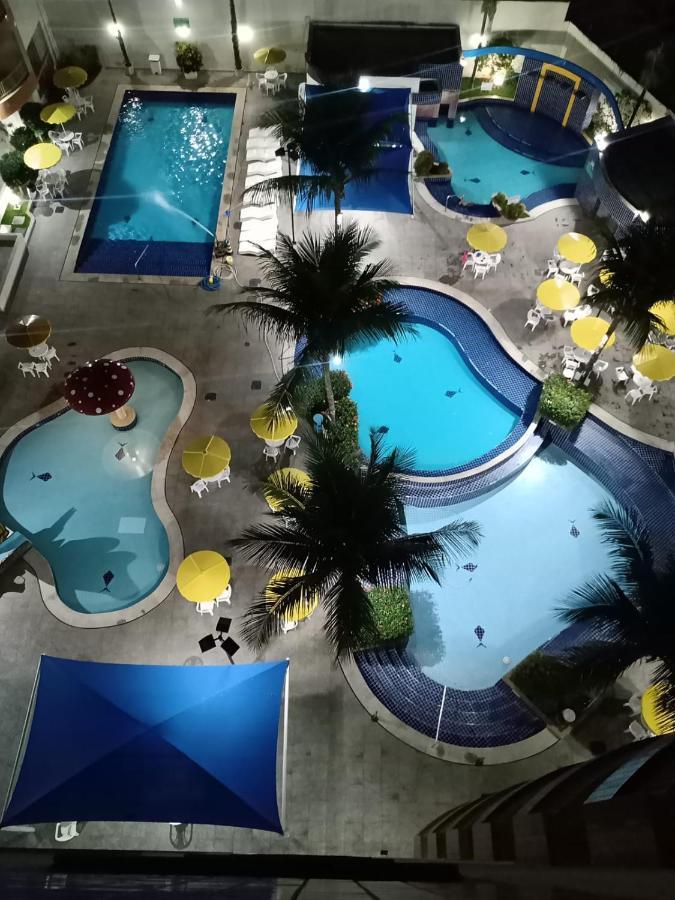 Jardins das Thermas - Caldas Novas Vista para piscina Exterior foto