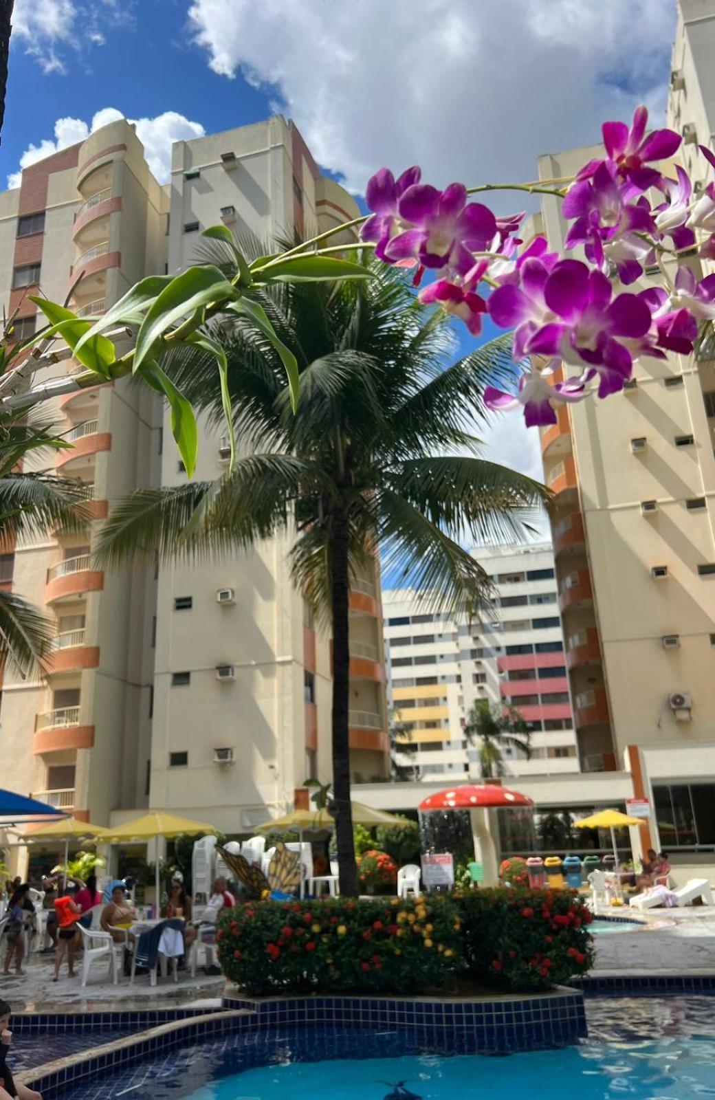 Jardins das Thermas - Caldas Novas Vista para piscina Exterior foto